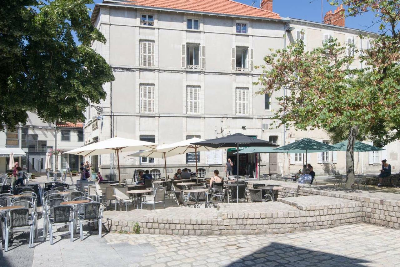 Le Temple De La Rochelle Daire La Rochelle  Dış mekan fotoğraf